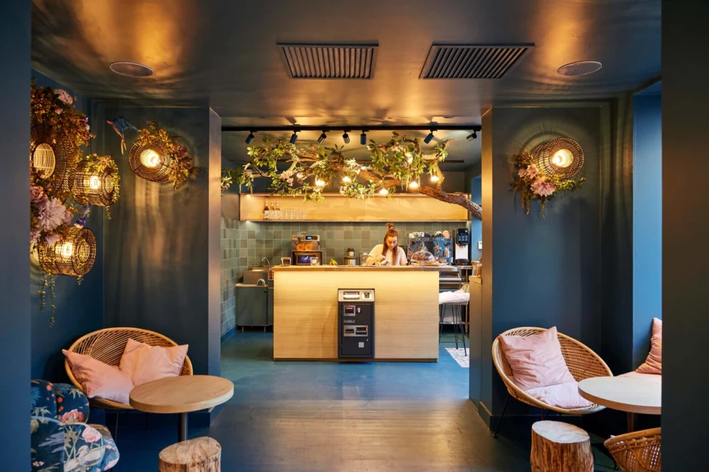Poz Café, Bruxelles - Homa Interiors